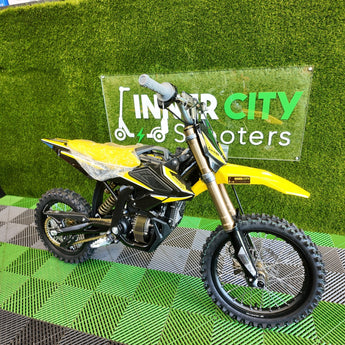 Surron Hyper Bee Dirt Bike- 8KW 2026 Version - Inner City Scooters - Electric Bikes ireland